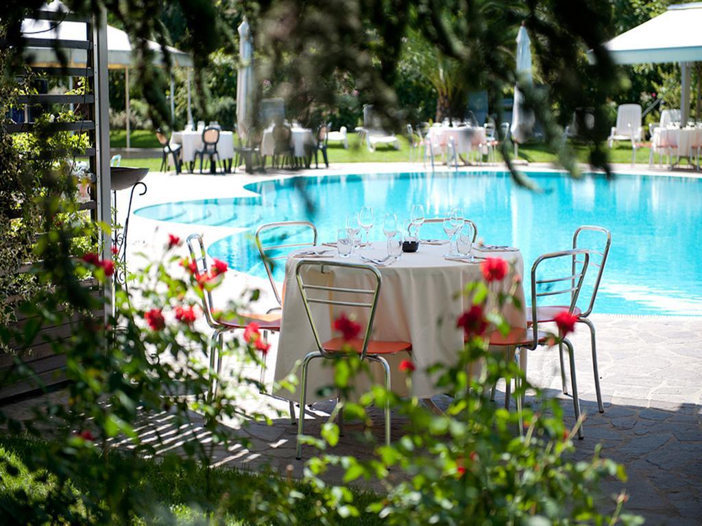 Hotel Ristorante Dragonara San Giovanni Teatino Exteriér fotografie